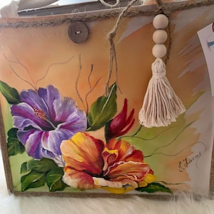 Women&#39;s Handmade,Bag Painted jute Bag  a Gift Handbag Purse flowers,Birds,Painted,pet portrait,Butterfly
