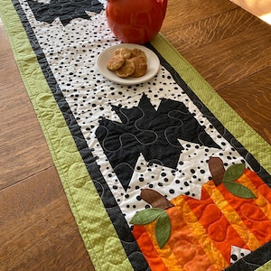 Halloween table runner