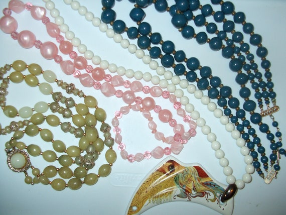 Vintage Lot of 4 Beaded Necklaces, Costume Jewelr… - image 1