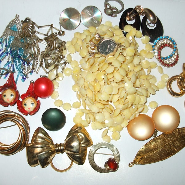 Vintage Lot of Broken Costume Jewelry, Parts and Pieces for Crafts, Findings and Stones, Glass and Plastic, Destash Assemblage