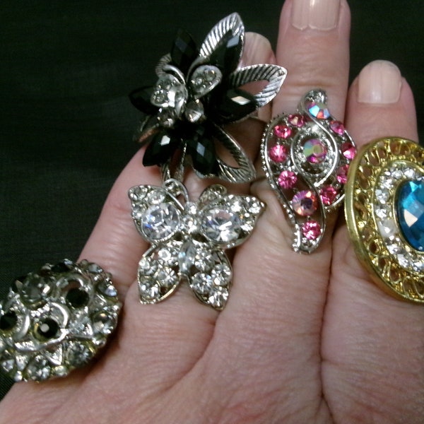 Vintage Lot of 5 Adjustable Rings, Frankly Fake Costume Jewelry, Use for Crafts, Metal and Plastic, Destash Assemblage