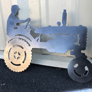 Metal Tractor l Wall Décor | vintage tractor | farm tractor