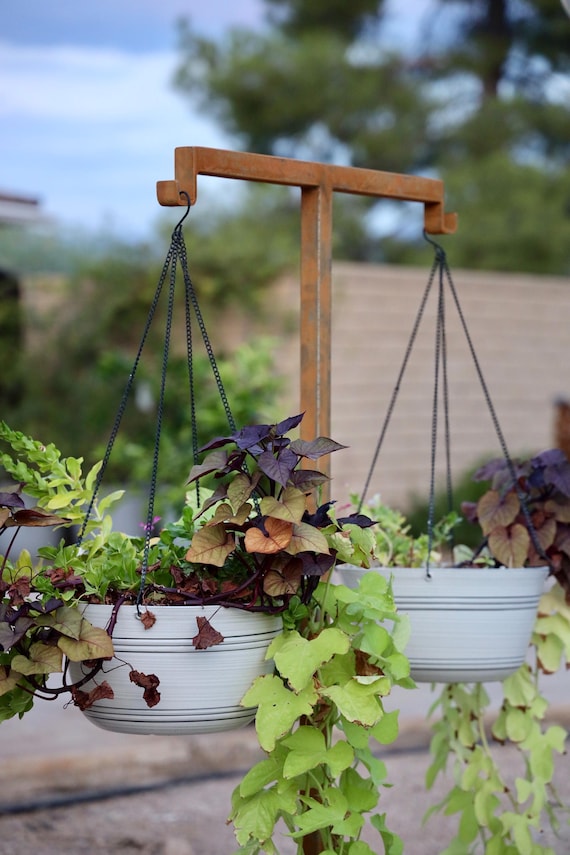 Outdoor Steel Shepherd Hook - Double Shepherd Hook - Hanging Plants  Shepherds Hooks - Heavy Duty Feeder Pole - Bird Feeder - Plant Hanger - Etsy