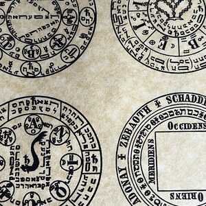 May include: A black and white image of a circular design with Hebrew text and symbols. The design is surrounded by a circle with the words "LEHOVAH", "ADONAY", "ZEBAOTH", "SCHAD", "ORIENS", "MERIDIENS", "OCCIDENS".