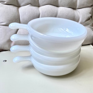 4 Anchor hockings milk glass bowls with handle