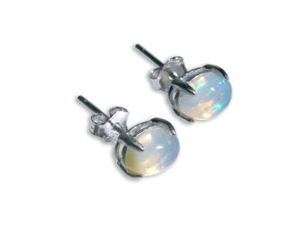 Pendientes de plata de ley y piedras preciosas de ópalo