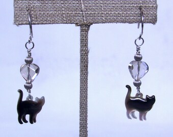 Druppeloorbellen Kitty Parelmoer en Smoky Topaas edelsteen