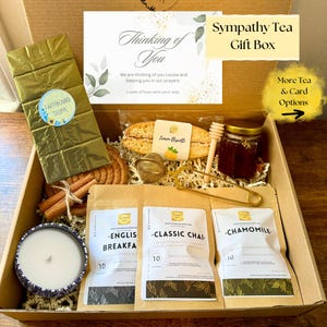 Sympathy Tea Care Paket, Geschenkbox, handgefertigter Tee, Honig & Löffel, Kerze, Untersetzer Thinking of You, Familie Freunde, Kollege, Trauernde,