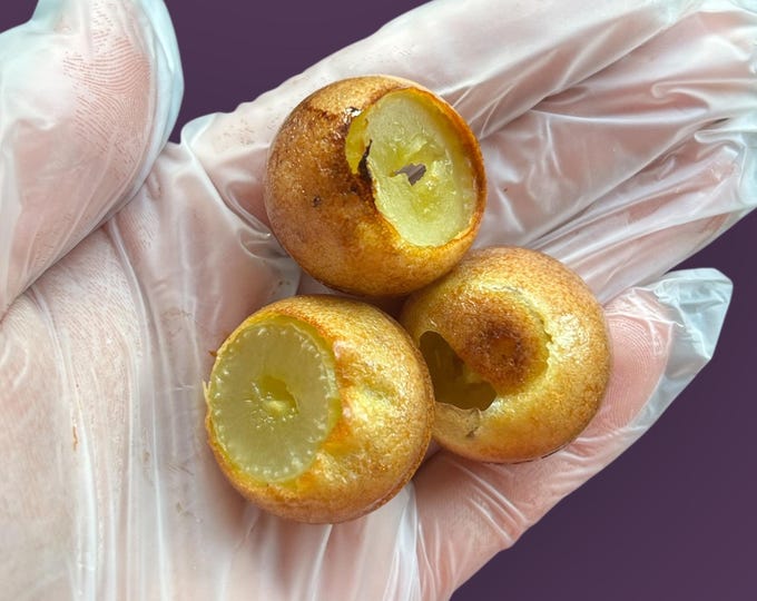 Gourmet Rat Treats: Grape Muffins for Rats (6 per order) - sale price