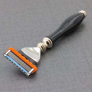 Handmeade scheermes met 5 randen voor het scheren Ergonomisch scheermes met handvat Luxe scheermes voor mannen zwart