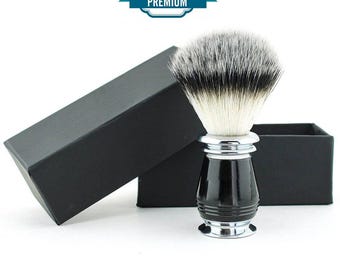 Handgemaakte synthetische Silvertip-scheerkwast: metalen handvat, zwart