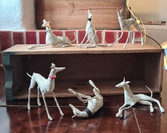 Perros de papel- pequeñas esculturas de papel