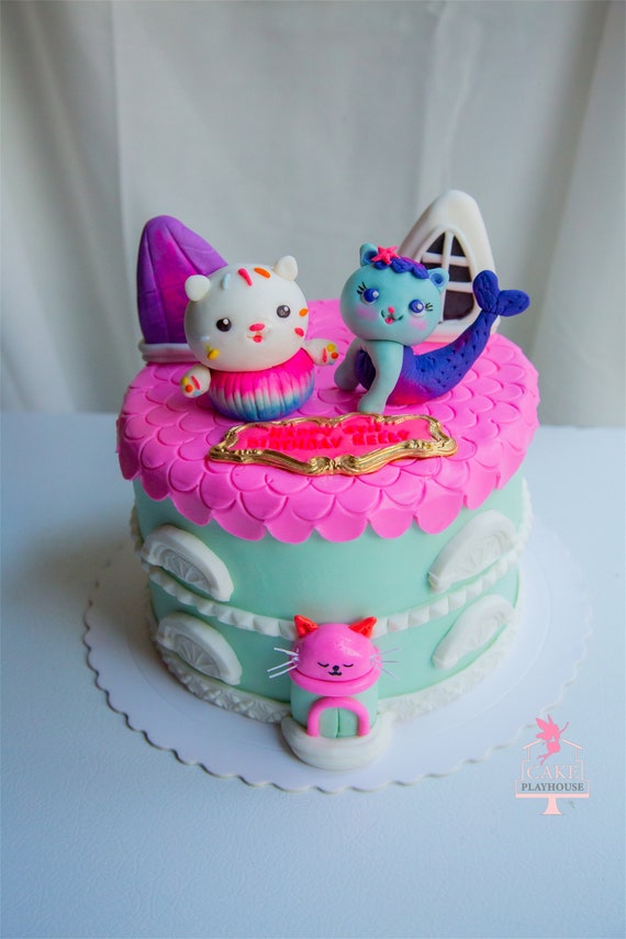 Maison de poupée de Gabby Fondant Cake topper, mercat, boîte bébé, cakey,  dj catnip, catrat, gâteau de maison de poupée de gabby, fête d'anniversaire  de gabby, pâtisserie -  Canada