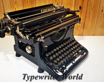 シーベル&ナウマン Erika no.5 タイプライター　1940年代東ドイツ 1940 Erika 5 Tab on the Typewriter Database