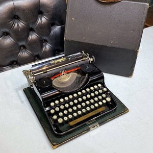1970s Olympia Black Typewriter, Fully Working Vintage Model, Premium Gift for Writers & Collectors, Classic Antique Typewriter