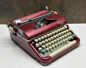 Macchina da scrivere Olympia SM4 Claret Red restaurata: macchina da scrivere retrò da collezione di metà secolo, funzionante / Dogana pagata!