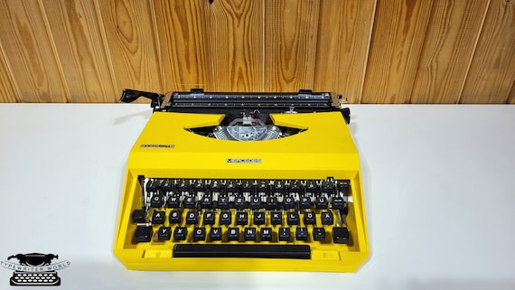 Máquina de Escribir Tippa Amarilla