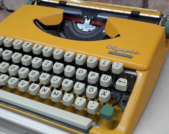 タイプライター　Olympia splendid Amazon.co.jp: アンティークタイプライター(ドイツ製 Olympia