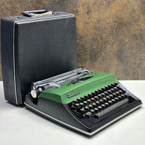 QWERTY Adler Contessa Deluxe Typewriter - Vintage Black Manual Typewriter | Retro Office Accessory, Fully Functional, Gift for Writers