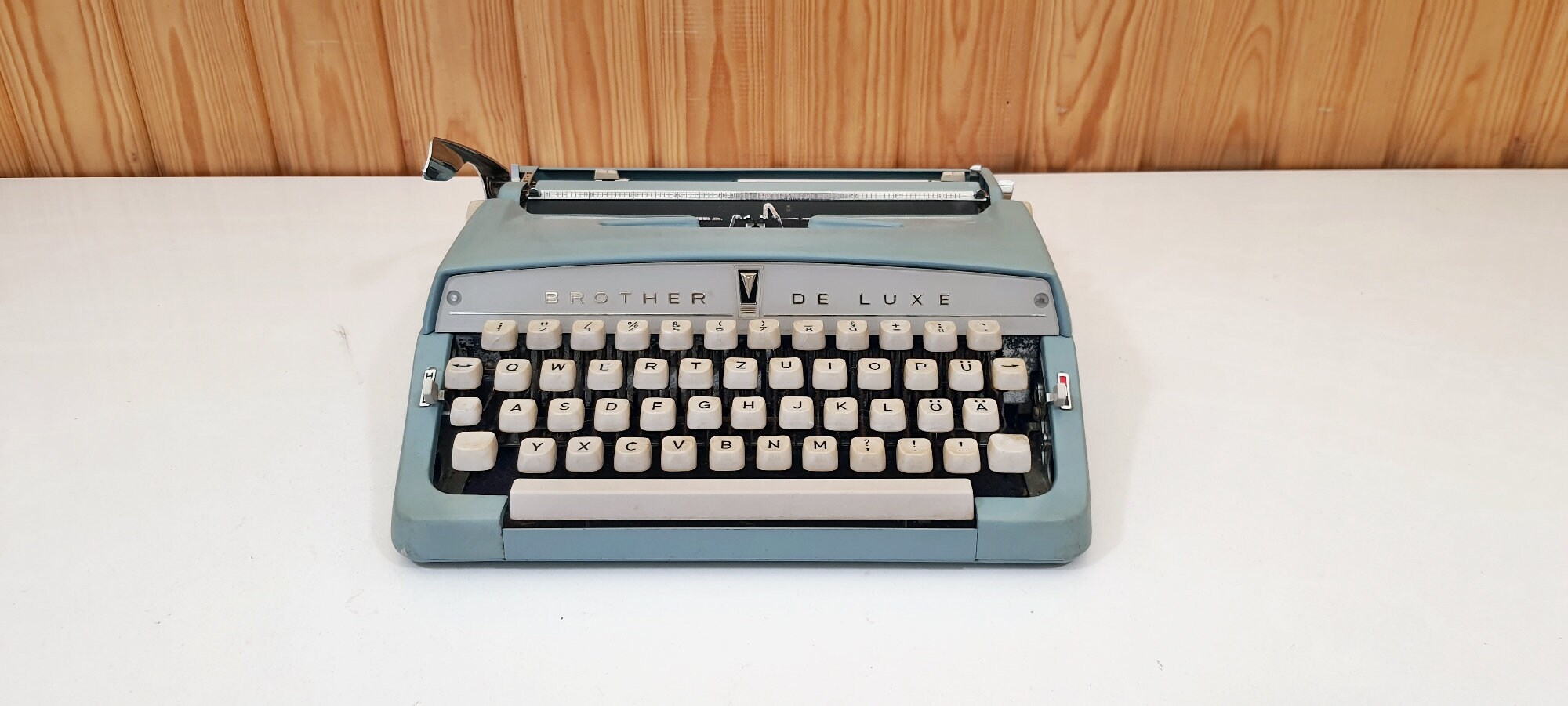 Vintage Brother Deluxe Typewriter, Full Original Set, Retro