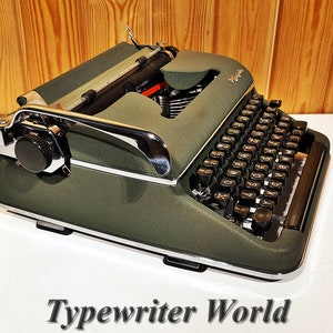 Olympia SM3 Green Typewriter, Vintage Working Manual Typewriter with Case. Retro Writer Gift, Collectible Mid Century Office Decor