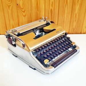 Olympia SM3 Rare Model Typewriter, Vintage Manual Typewriter, Retro Writing Gift, Antique Office Decor, Collectible Writer Gift