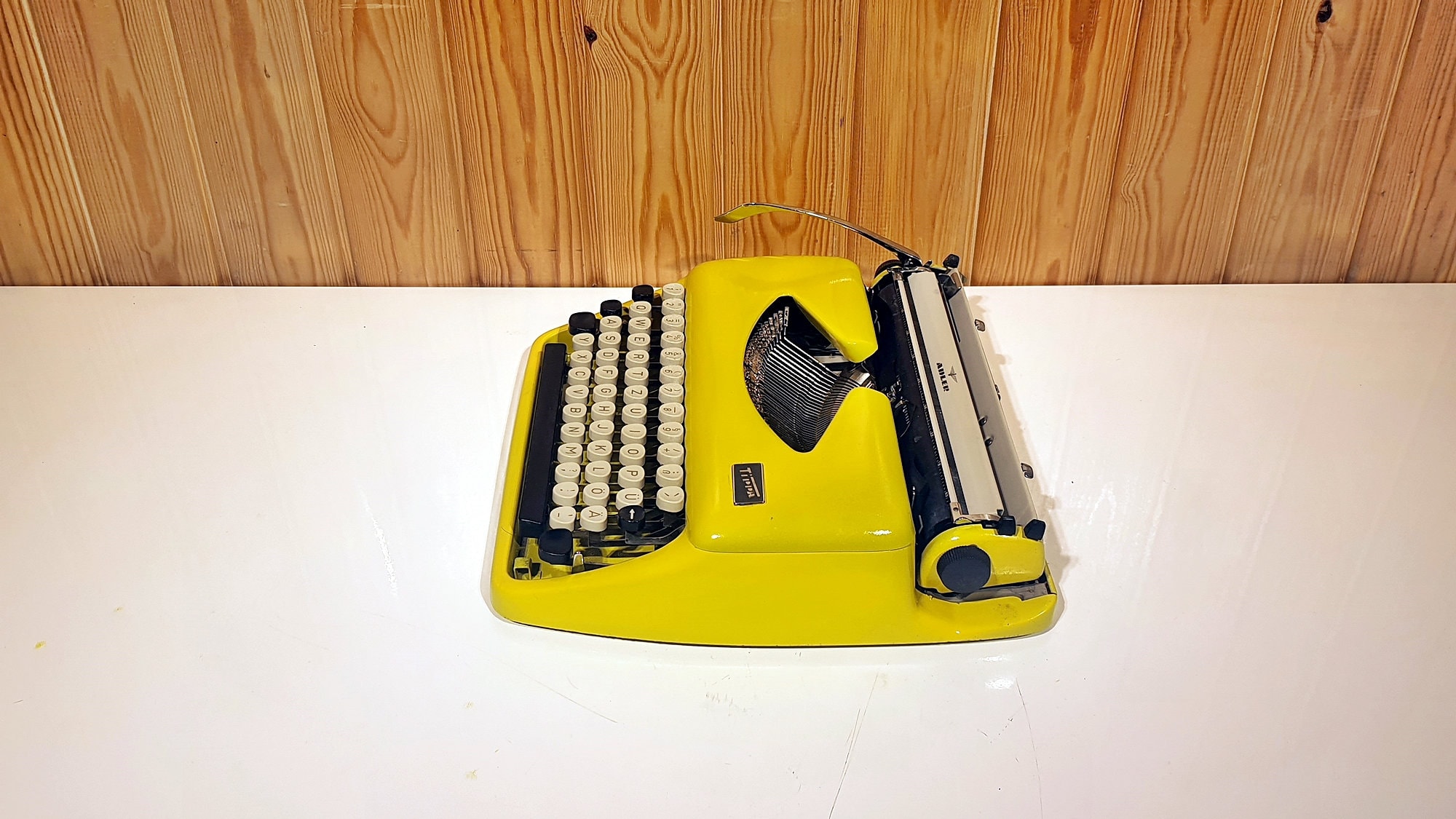  タイプライター QWERTY タイプライターからコンピュータへ：QWERTY配列の変遷100年間(5