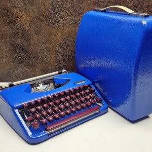 Rare Olympia Splendid 33 Blue Typewriter, German Made Manual Model, Burgundy Keys, With Case, Vintage Retro Machine for Writers, Gift