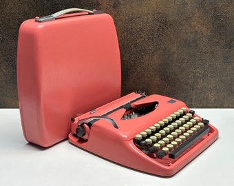 Adler Tippa Typewriter - 1960 - Vintage Mechanical Keyboard - Pink Typewriter- vintage typewriter working