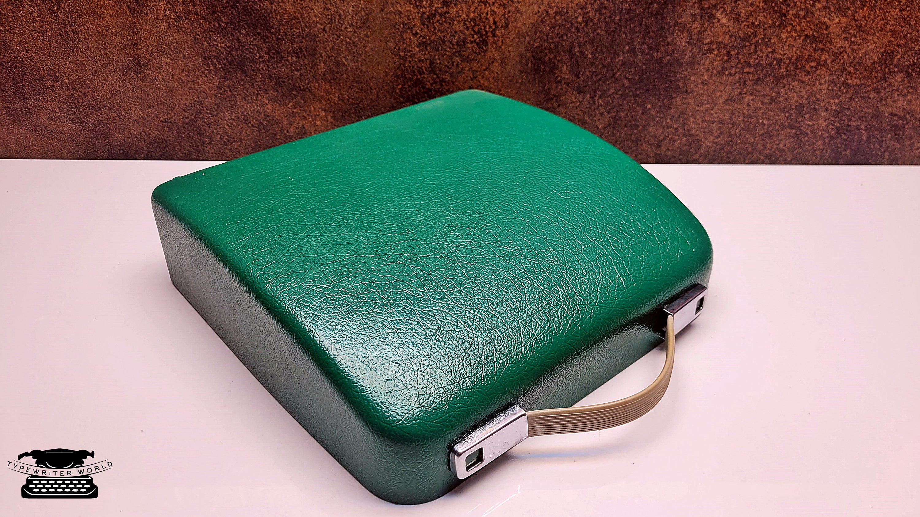 Olympia Splendid 33 グリーンタイプライター、マット仕上げマニュアル