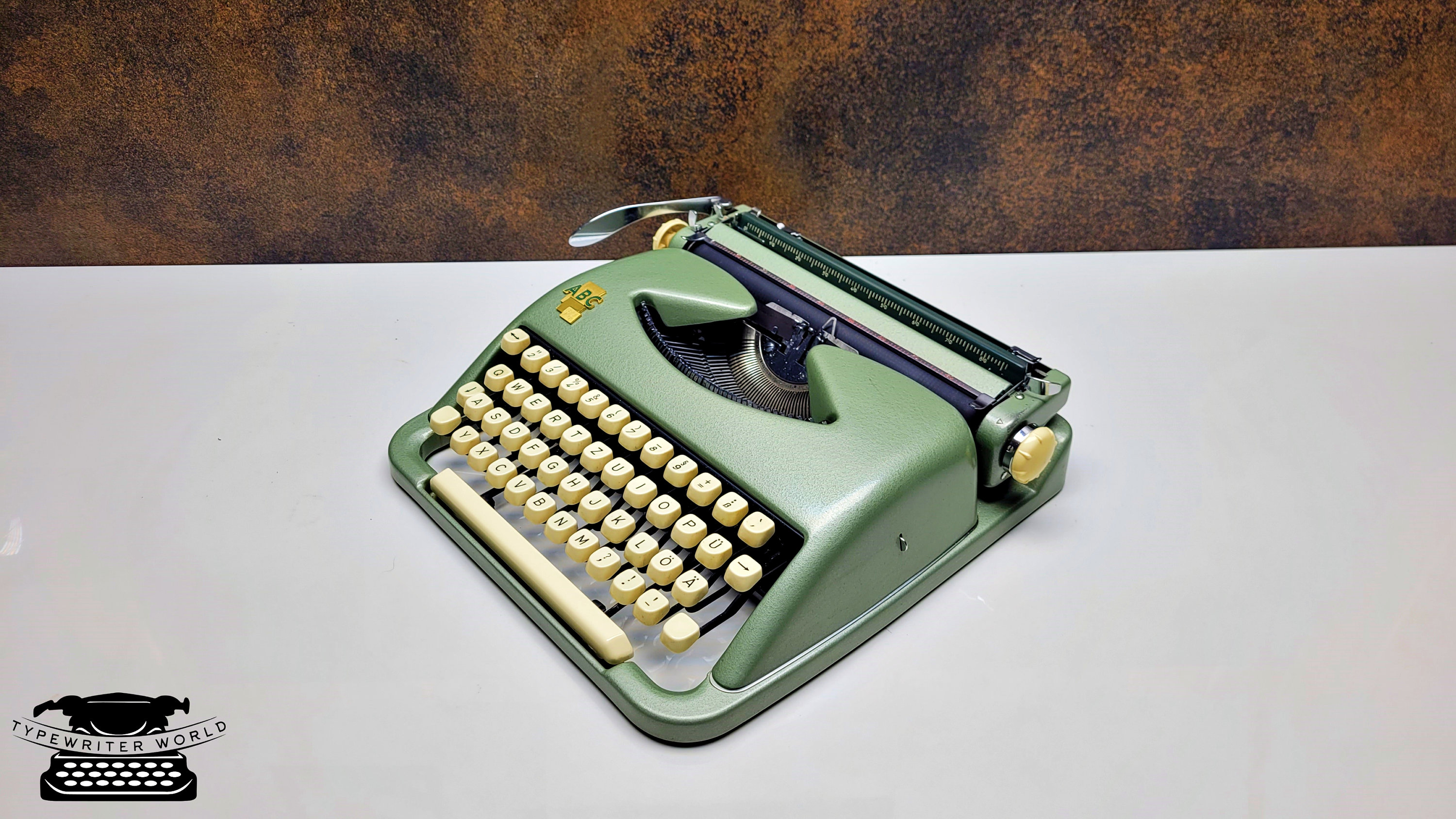 ヴィンテージ ABC タイプライター 修復済み マニュアル式 完全機能