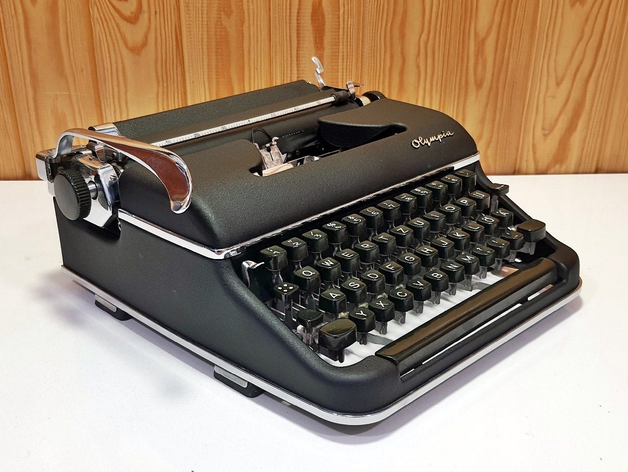 Olympia typewriter - Etsy 日本