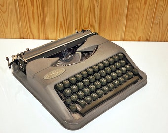 Hermes Baby Typewriter, Grey Vintage Working Typewriter, Premium Gift, Collectible, Best Typewriter for Writers and Office Decor