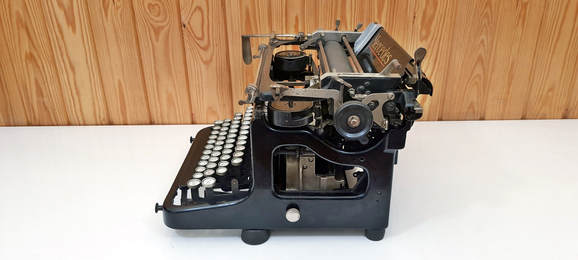 1925 Mercedes Typewriter: Fully Operational Vintage Glass