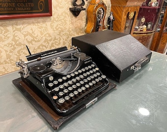 Vintage Continental Typewriter 1930 Model with Premium Glass QWERTZ Keyboard - Black Bag Included