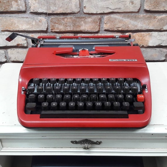 Privileg 270T Typewriter