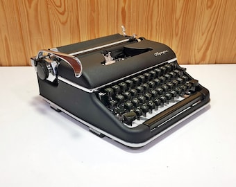 Olympia SM3 Typewriter - Black Typewriter - Vintage Typewriter Working - Premium Gift - The Most Special Gift