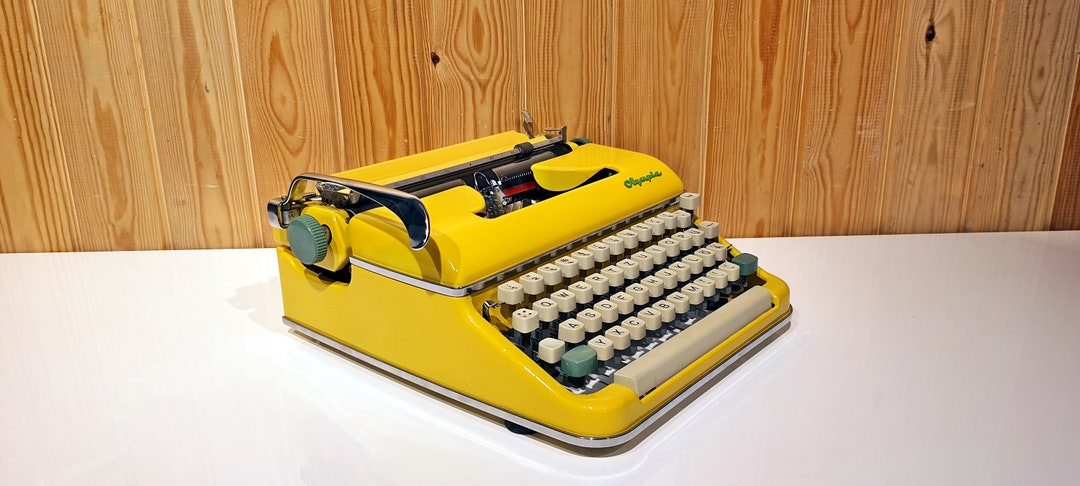  AALGO Vintage Typewriter Machine Traditional Manual