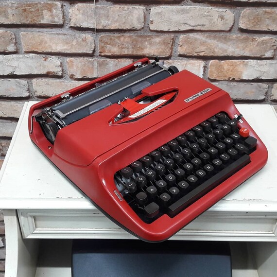 Privileg 270T Typewriter