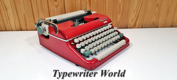 Olympia Monica レッド ヴィンテージ ドイツ製手動タイプライター 完全 