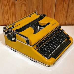 Olympia SM3 Yellow Typewriter: Restored Vintage German-Made,Working Typewriter | Customs Paid!