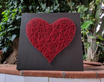 Cœur de laine, art de la ficelle, fil rouge, amour, cœur, Saint-Valentin