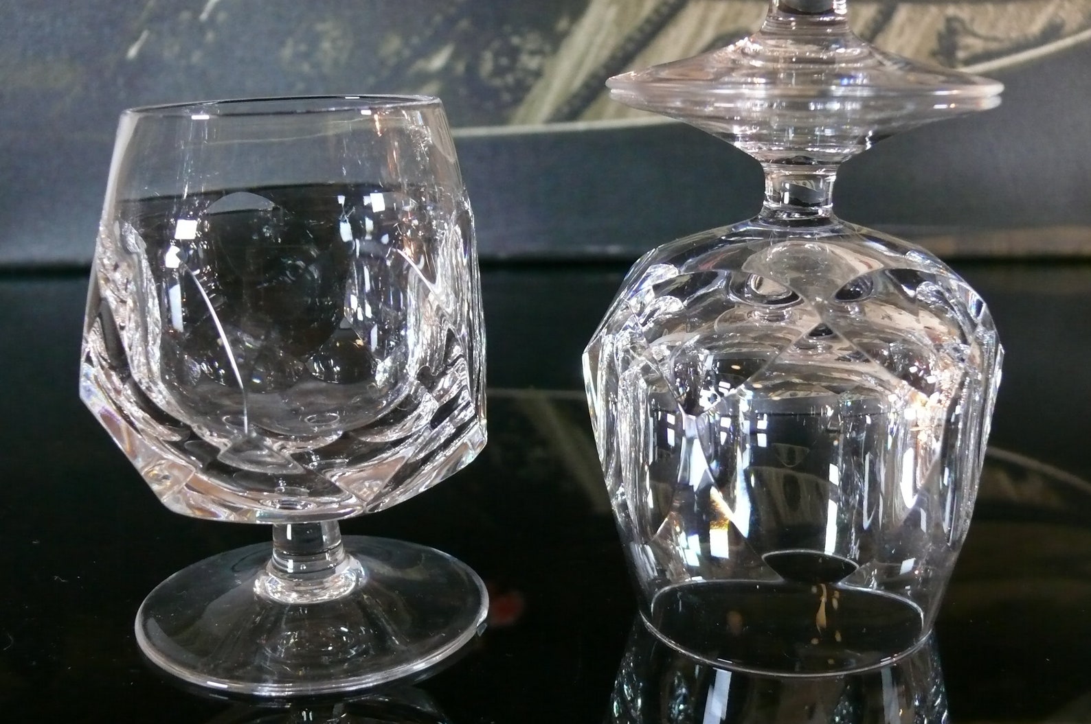 6 CRYSTAL SNIFTERS Set. Liqueur Cognac , Brandy, Whiskey Snifters 6 Heavy Lead Crystal Glasses
