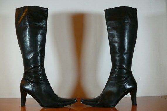 37.5EU Chic Vintage ITALIAN BLACK LEATHER Boots, … - image 4