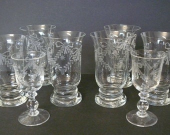 1920s CRYSTAL WATER & CORDIALS Set etched Bow décor. Dessert after dinner liqueur glass set. 12 glasses, for 6 persons. 6 Sets .
