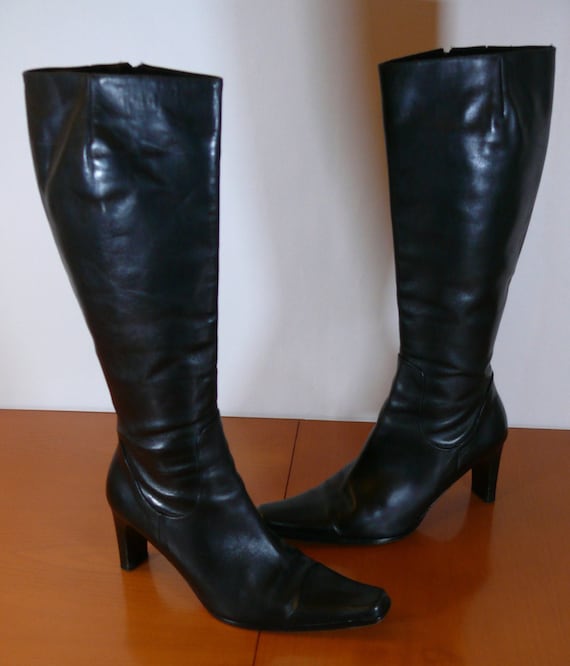 37.5EU Chic Vintage ITALIAN BLACK LEATHER Boots, … - image 8