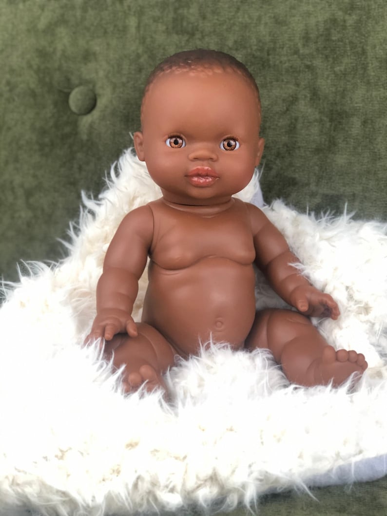 Poupée fille 34 cm Paola Reina Afrika