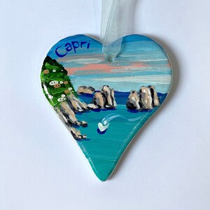 Heart to hang, hand painted Capri souvenir. Customizable Italian ornament. Travel gift for Italy lovers. Personalized wedding favor.