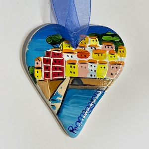 Hanging hearts, hand-painted ceramic hearts, Cinque Terre ornament, Riomaggiore souvenir. Memory of a trip to Italy.