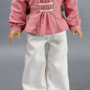 Patrón de costura en PDF para muñeca de 45 cm ~ Top y pantalón con fruncido frontal al estilo de los años 70 imagen 3